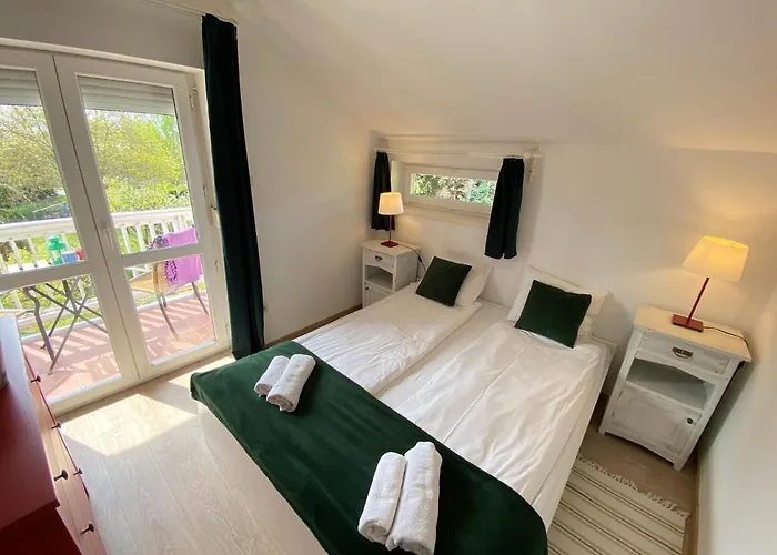 Dandelion Szepvoelgyi Vendeghaz בדקסוניטומאי